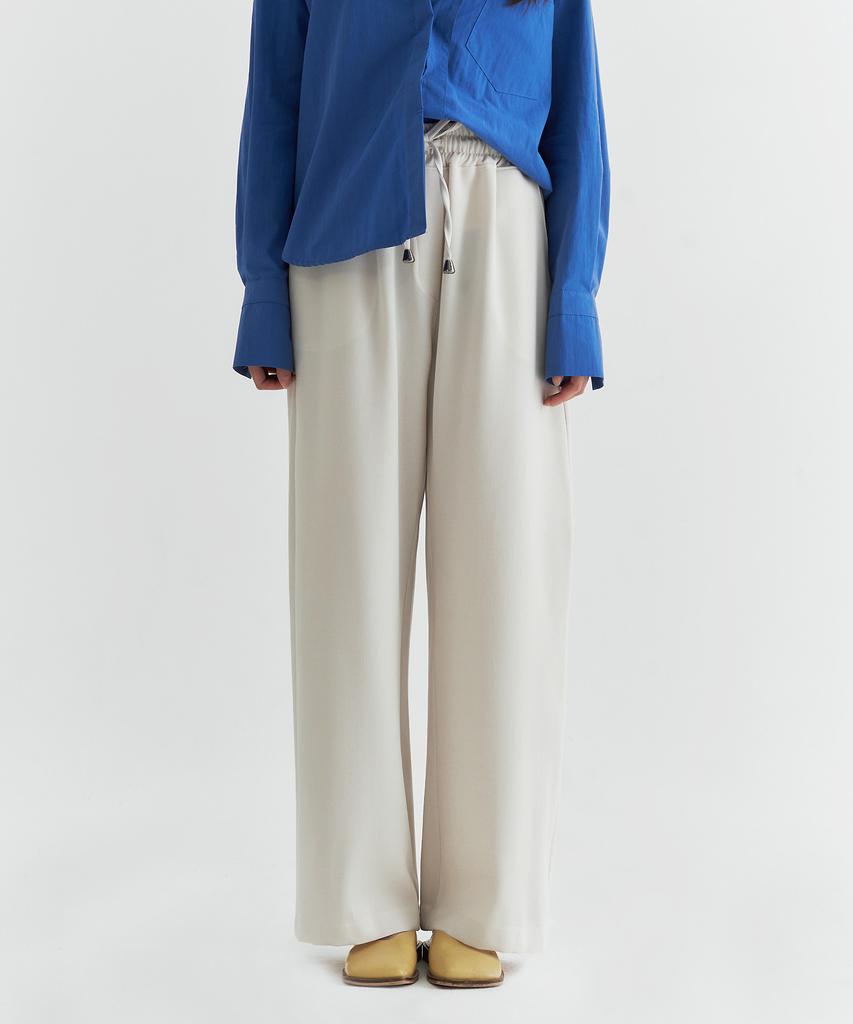 Peulleio Chiu Pants _ Ivory