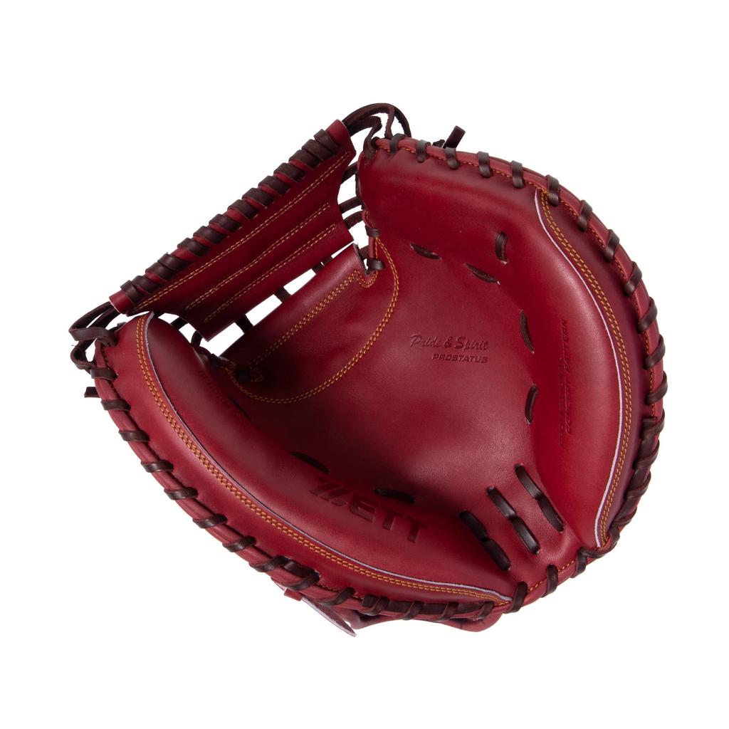 Baseballová rukavice ZETT Rigid Prostatus pro Bordeaux Brown je dodávána s pouzdrem na rukavice BPROCM520 v kategorii Catcher's Catchers, praváky a vrhače., (4000)