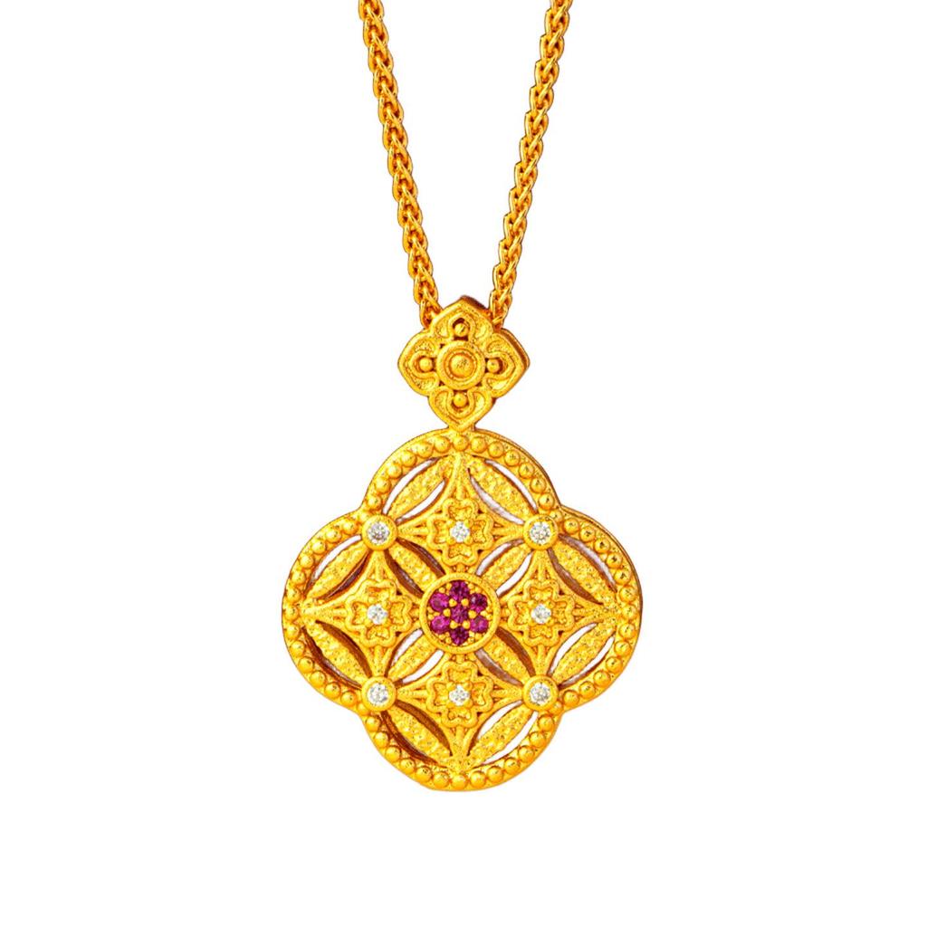 Gold-Color Hollow Four-Leaf Flower Pendant Necklace - High-End Women's Fashion Jewelry