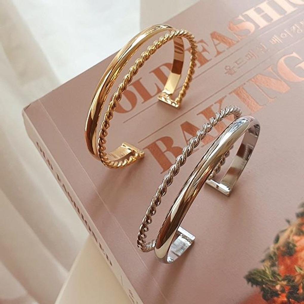 

Women s Daily Accessory Sari Bracelet Macaroni Silver