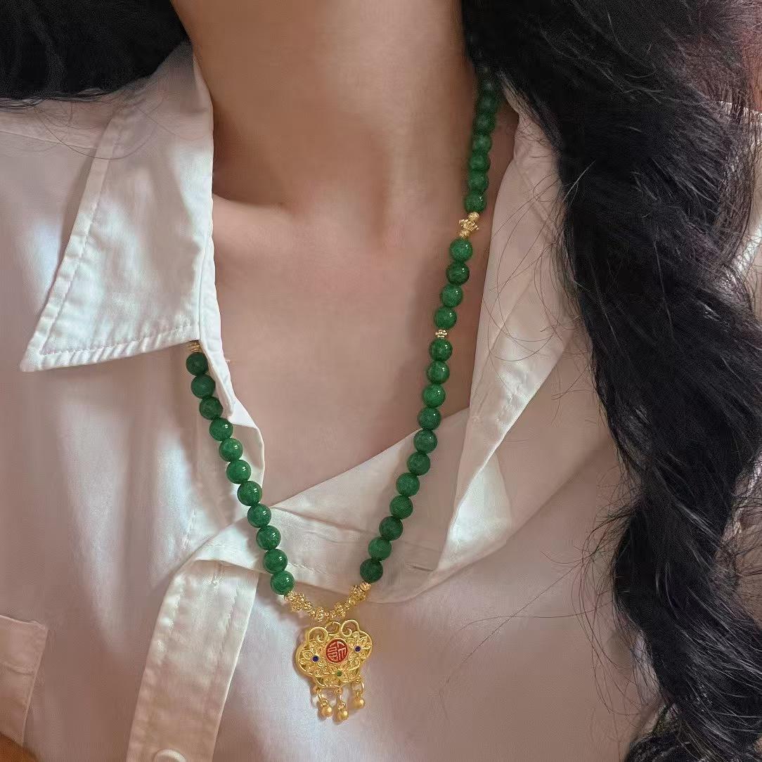 Vintage Imitation Jadeite Dry Blue Quartz Rock Ruyi Lock Necklace Sweater Chain