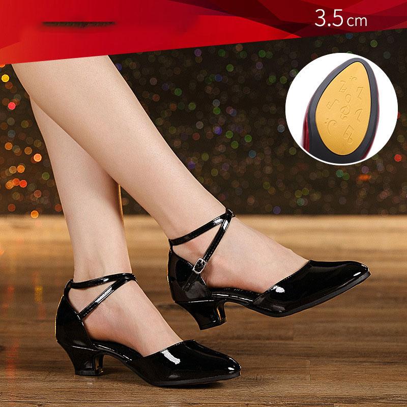 Women Glitter Leather Latin Dance Shoes Closed Toe Soft Sole Salsa Modern Shoe Tango Ballroom Dancing Shoes 3.5cm/5.5cm Heel