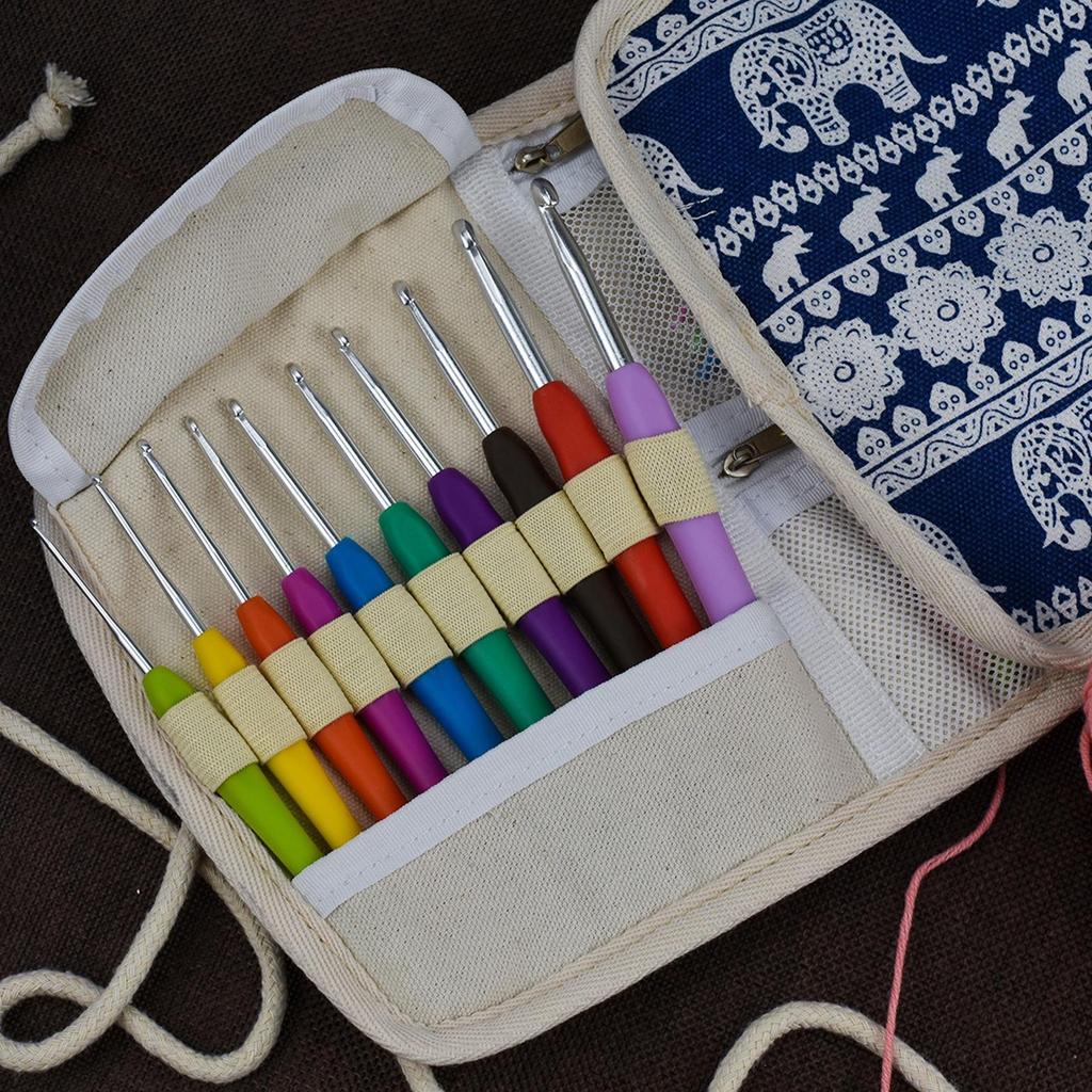 Aluminum Alloy Crochet Hooks Set, Ergonomic grip Handles Yarn Knitting Kit with Case for Arthritic