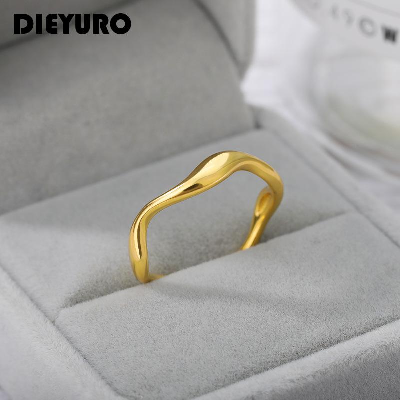 Stainless Steel Simple Fashion Weave Golden Ring For Women Temperament Jewelry