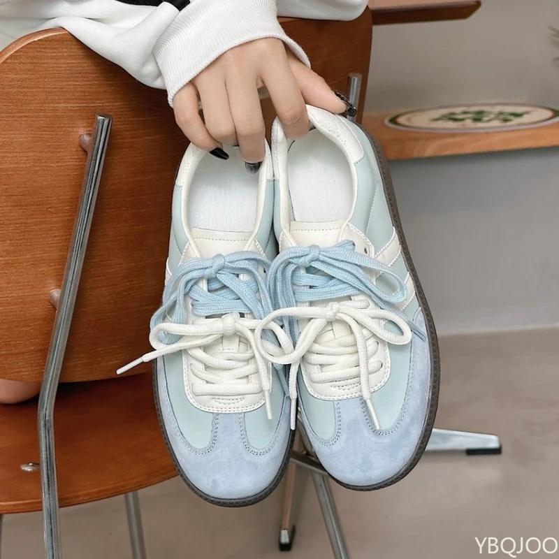 New Women's Shoes Spring and Autumn Retro Casual Sports Flat Heel Non Slip Shoes Color Blocked Lace Up Board Shoes Sneakers