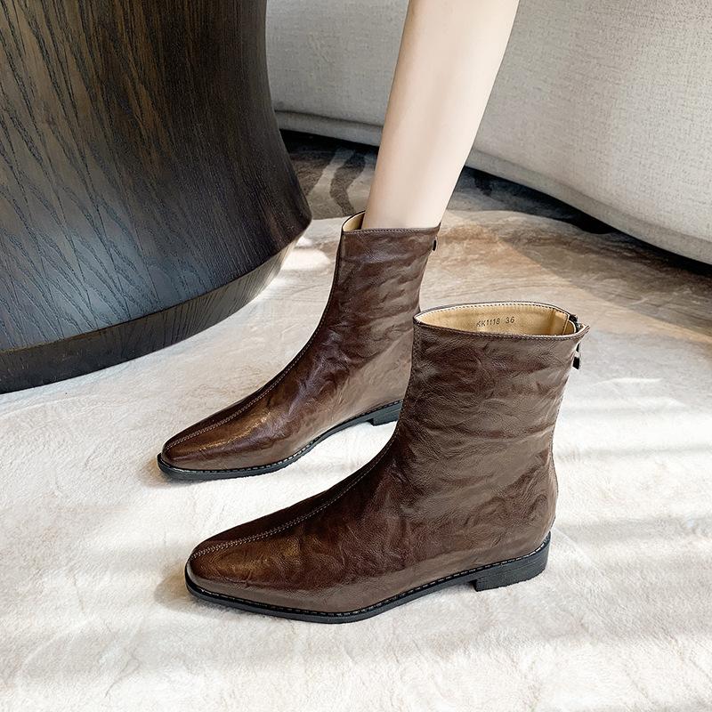 

French temperament small square head inner height increase thin boots women s 2025 autumn and winter new rear zipper versatile short boots western bo 35 коричневый