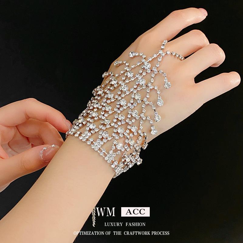 Vintage Geometric Zircon Bracelet - Elegant, Versatile Bangle for Women