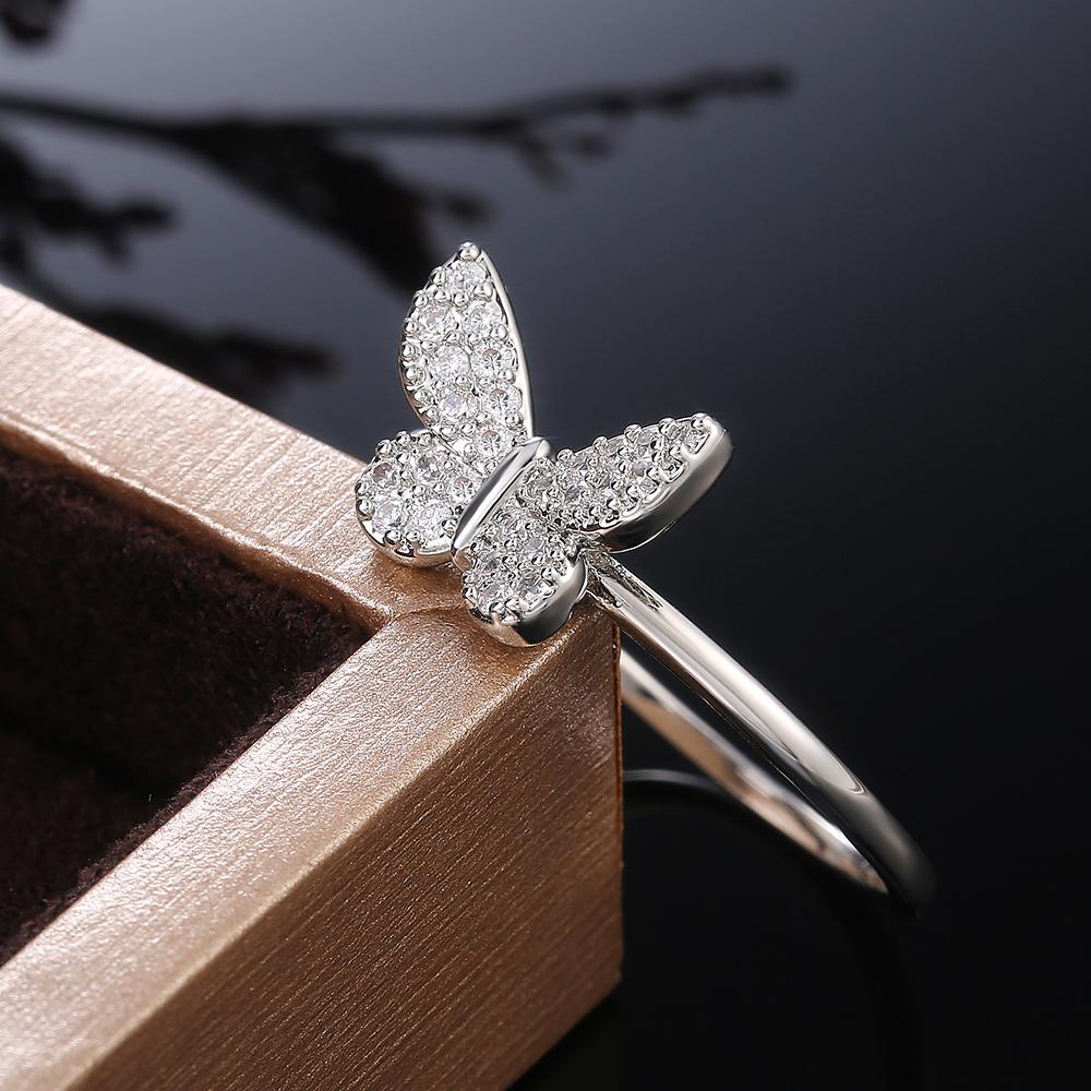 New Silver Color Delicate Butterfly Women Rings Brilliant Cubic Zirconia Girl Stylish Party Accessories Female Trendy Jewelry