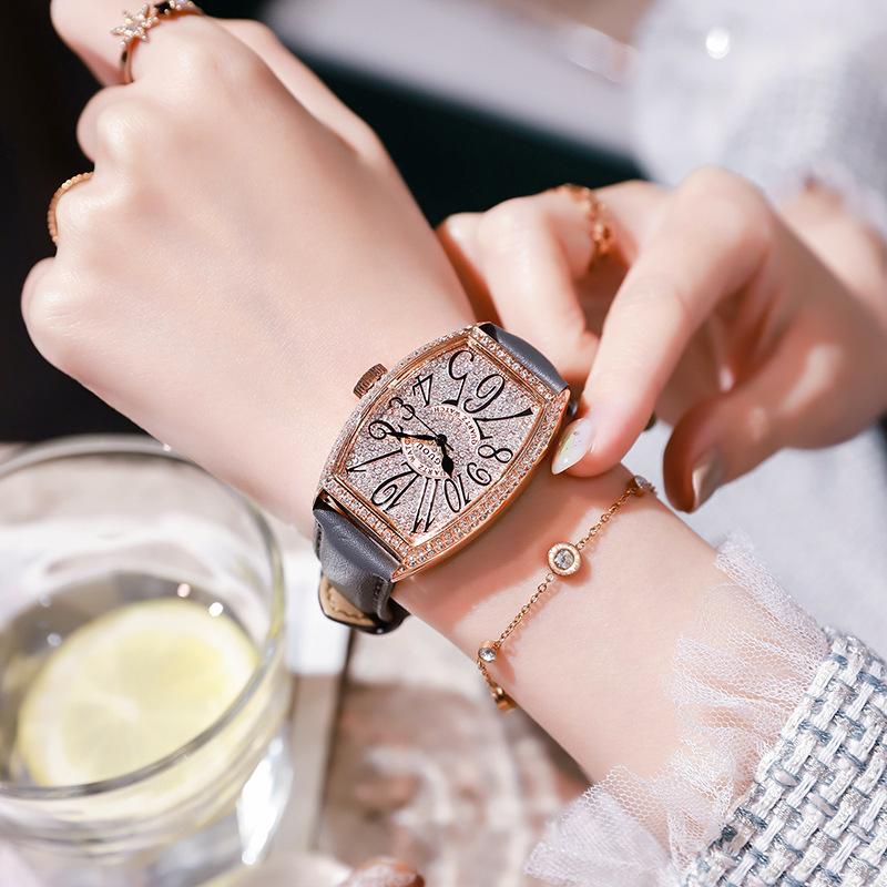 Модные и элегантные женские часы, персонализированные, бочкообразные, с большим циферблатом, кварцевые часы с ремешком для женщин