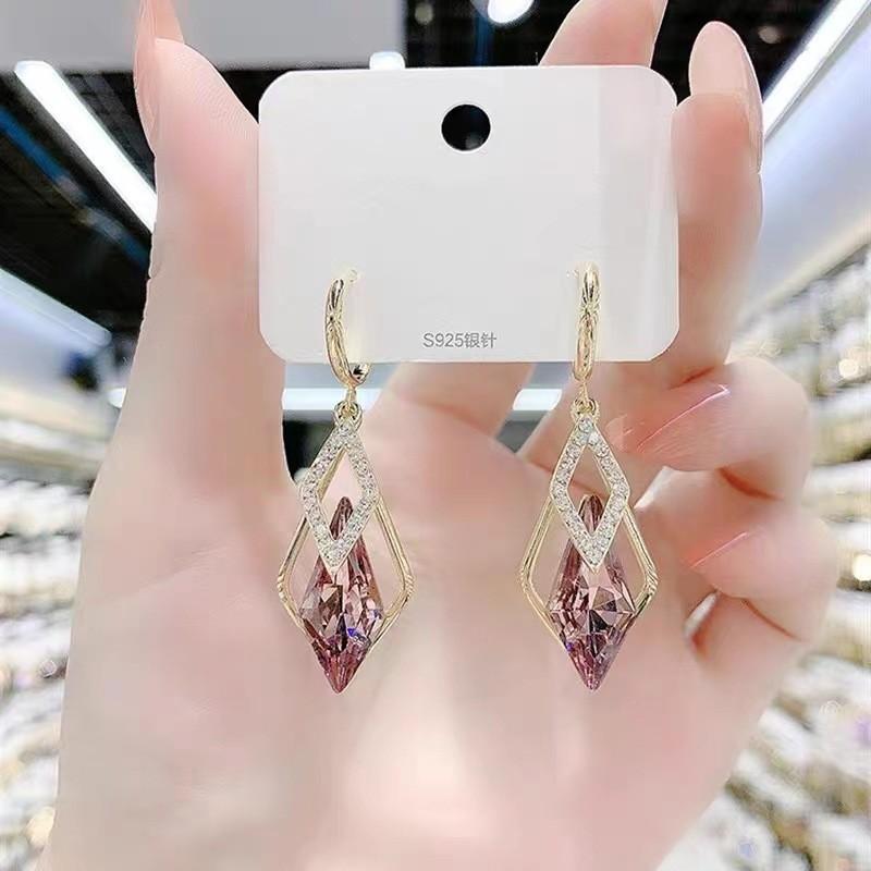 Korean super flash geometric rhombus diamond-encrusted earrings personalized light luxury high-end explosive ear jewelry