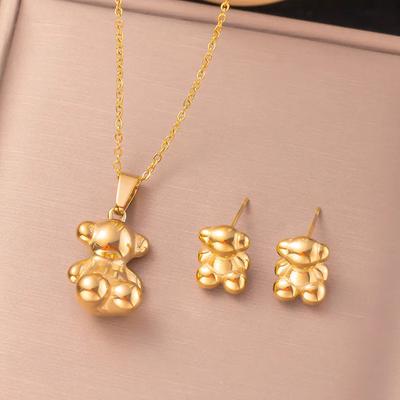 Ensemble 3 Pièces Boucles d'Oreilles Ours Mignon 3D Style Anime Pour Femmes Acier Inoxydable de Haute Qualité Ne Décolore Pas Bijoux Cadeau Couple INS