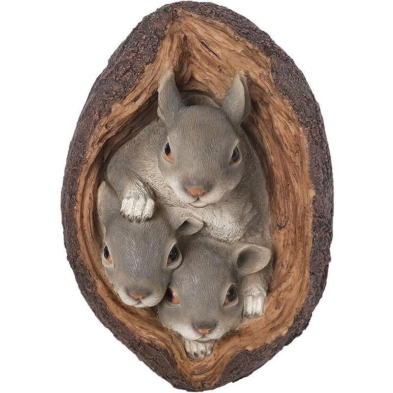 Garden Squirrel Tree Hugger Outdoor Tree Hole Statues Tree Face Decoration