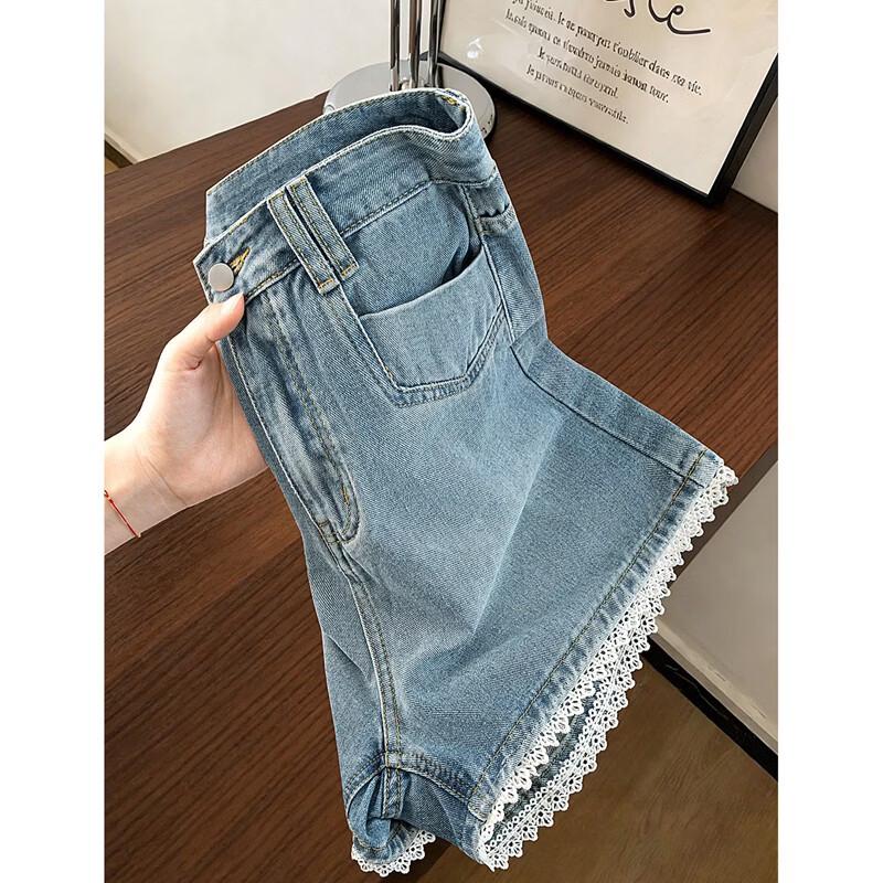 Damskie spodenki z pranego denimu z koronkowym wykończeniem