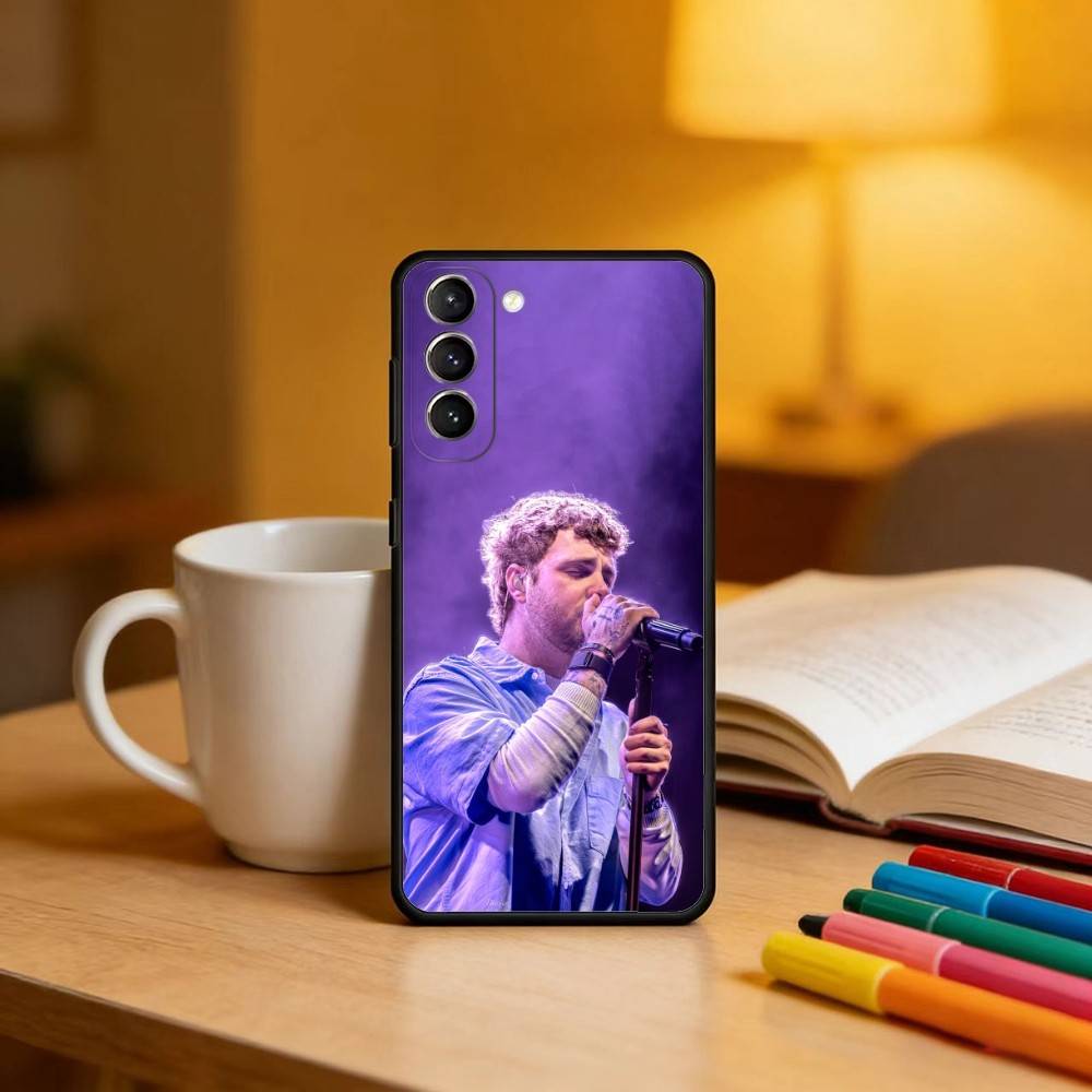 Singer A-Alex W-Warren Phone Case For Samsung S25,24,23,22,30,21,10,9,Ultra,Plus,Lite,FE,4,5 G Soft Black Case