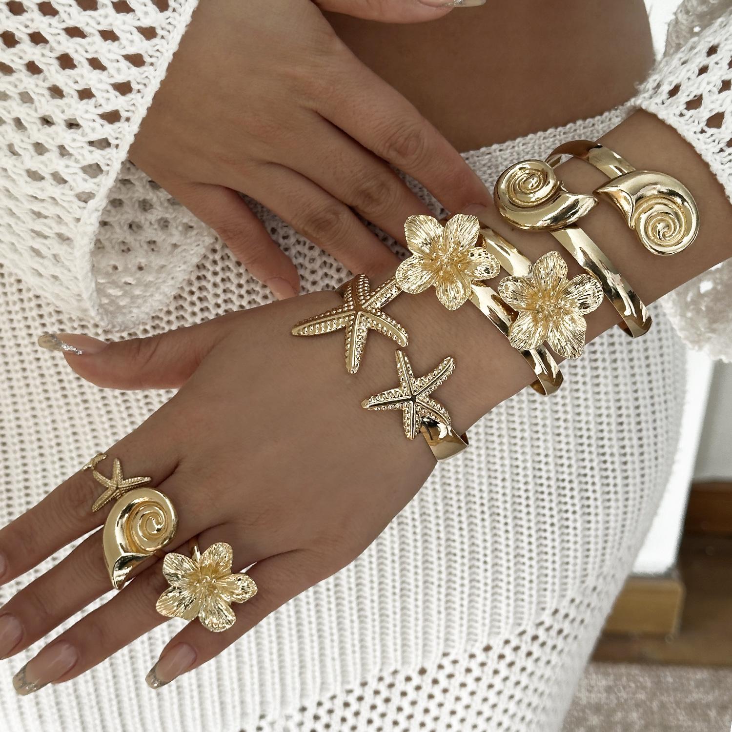 

Vintage Exaggerated Metal Starfish Conch Jewelry Set For Women Gold Color Flower Cuff Bangle Ring Summer Beach Vacation Jewelry