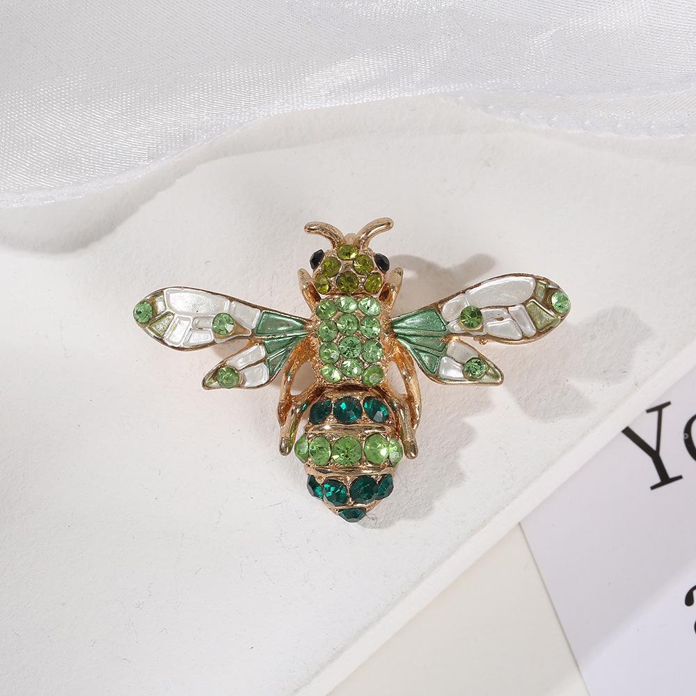 Bee Pearl Brooch, Insect Diamond-set High-end Niche Pin, Women's Rhinestone Brooch, High-end Clothing Accessories