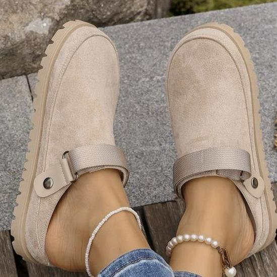 European Style Women's Wedge Sandals: Fashionable, Versatile, and Comfortable Slip-on Slippers