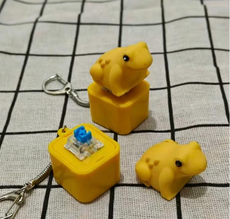 Rechargeable LED Light Frog Keychain Stress Relief and Unique Style for Backpacks 1pc