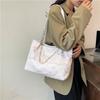 2024 Summer Fashion Stylish Pearl Chain Casual Shoulder Bag Large Tote For Women