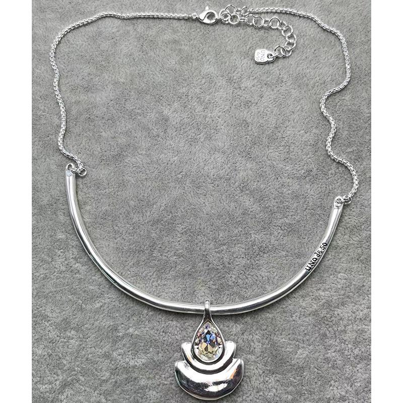 2024 UNOde50 Women s Exquisite Fashionable Gemstone Necklace