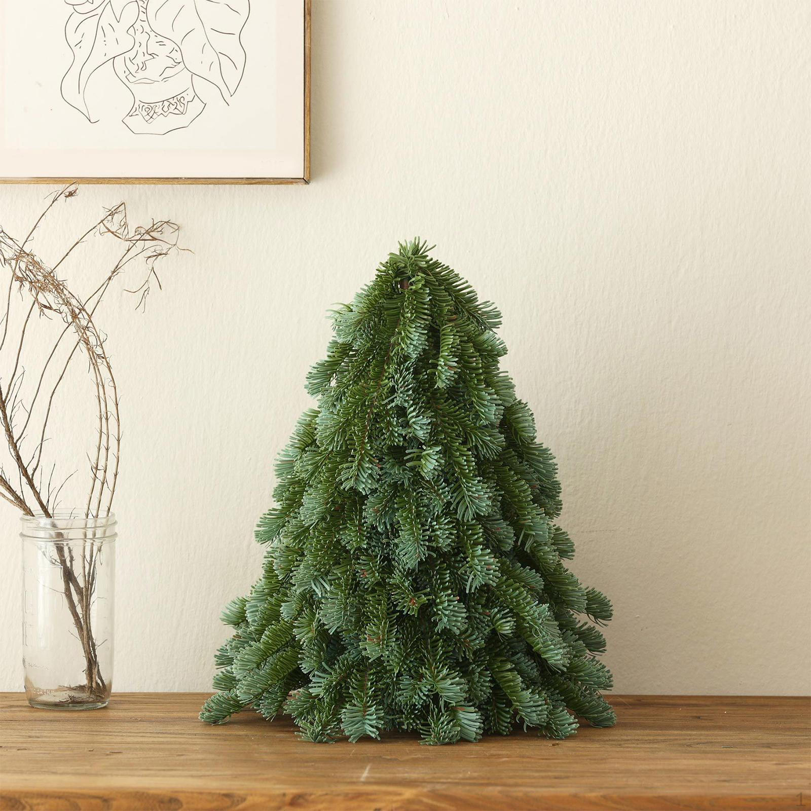 

Искусственная рождественская елка для стола из ПЭ материала, идеально подходит для вечеринок 33x40cm