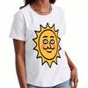 Lachend Zon Gezicht Unisex Katoenen T-shirt, Puur Katoen Premium Print, Duurzaam, Casual En Modieus. Met Een Vrolijke Zon Afbeelding Met Een Snor