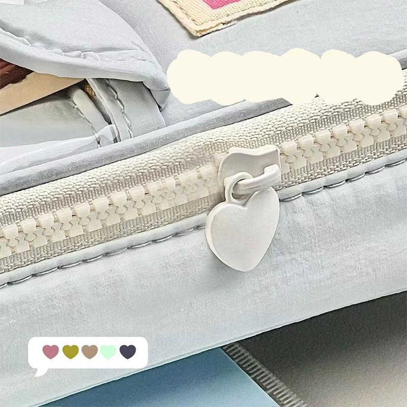 Cute Japanese Ins Small Fresh Simple Pencil Case Art Retro Large Capacity Girl Pen Bag with Clear Card Pocket Heart Shape Zipper