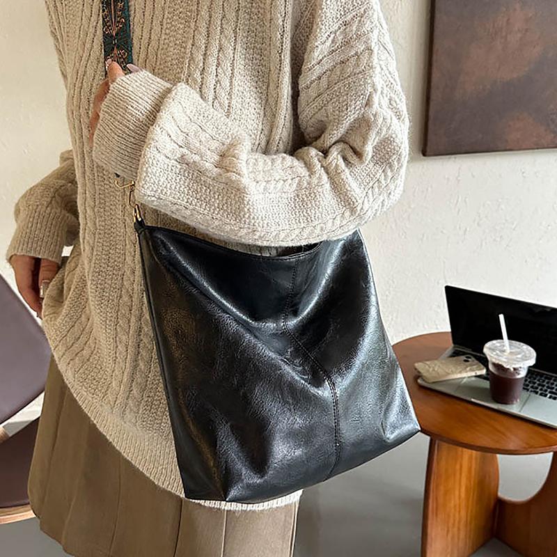 Vintage Solid Color Women  Shoulder Sling Bag High-Capacity Simple Wide Strap Bucket Crossbody Bag