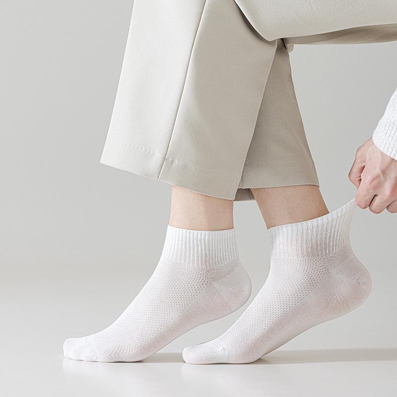 Men's Summer Thin Solid Color Versatile Breathable and Sweat Absorbing Boneless Mesh Short Socks