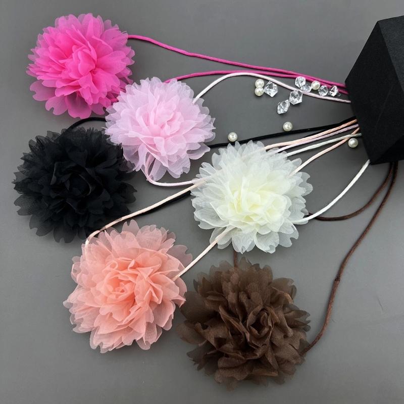 Stylish Rose Blossom Necklace Simulation Flower Neckchain Women Girls Collarbone Chain Eye Catching Choker Accessory