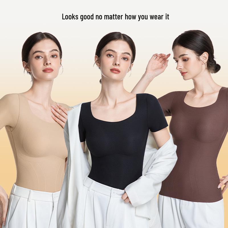 Zelfverwarmend, huidvriendelijk ondergoed met antistatische eigenschappen voor herfst en winter; voorzien van ingebouwde bh-pads.