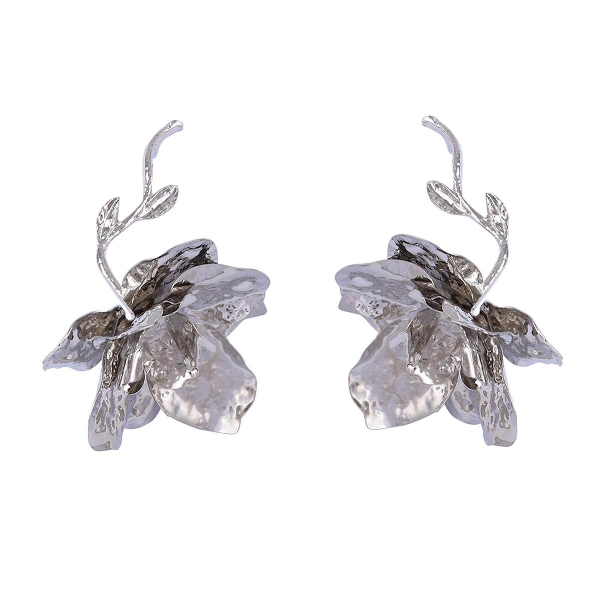 Преувеличенные серьги-цветы из металла с плиссировкой, высококлассный дизайн, легкая роскошь, ретро, холодный ветер, женские серьги