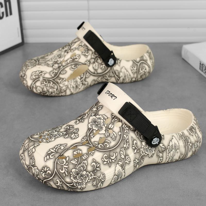 Fashion Men's Slippers Outdoor Sandals Beach Clogs Comfortable Soft Slides Indoor Water Shoes Men Outdoor Sandals Big Size