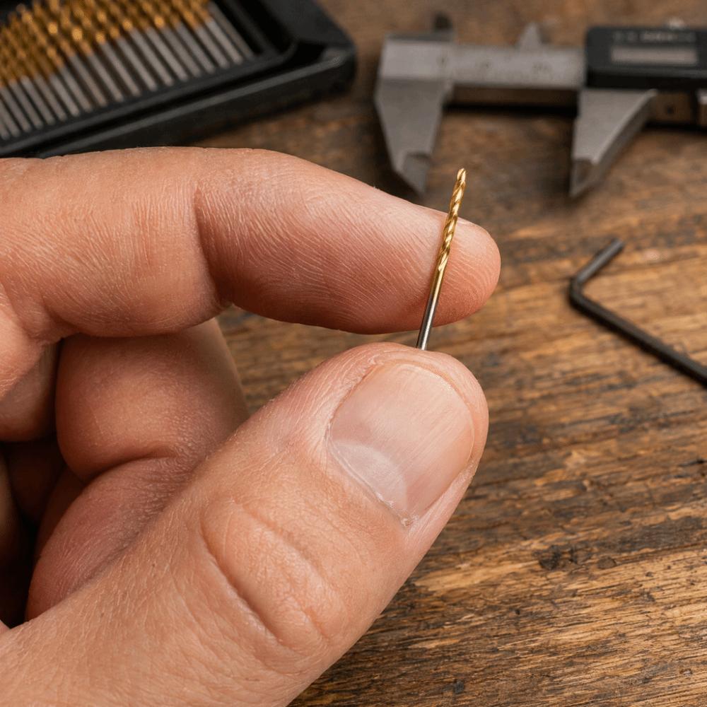 100pcs Titanium Coated Titanium Coated Drill Bits High Speed Steel White Drill Bits Metal Drilling