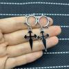 Boucles d'oreilles tendance rétro avec pendentif croix en alliage finition émail dégoulinant - Manchettes d'oreille hip-hop à la mode.
