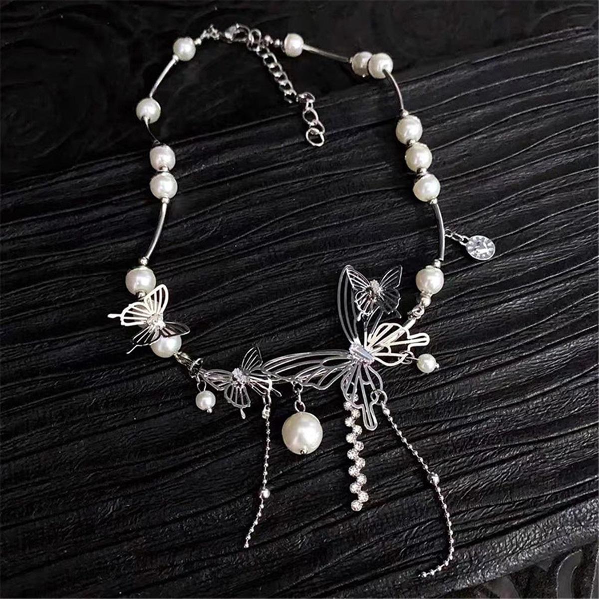 

Tooxika Роскошный Темперамент Полый Бабочка Жемчуг Изогнутая Трубка Сращивание Кисточка Ожерелье Цепочка на Ключицу