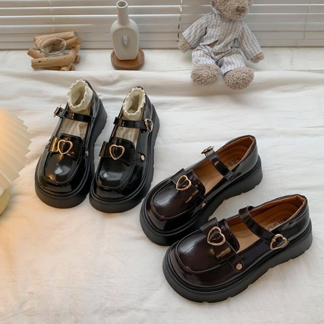 Queen Fan Black British Style Platform Small Leather Shoes Women's 2025 New Autumn Height Increasing French Love Single Shoes