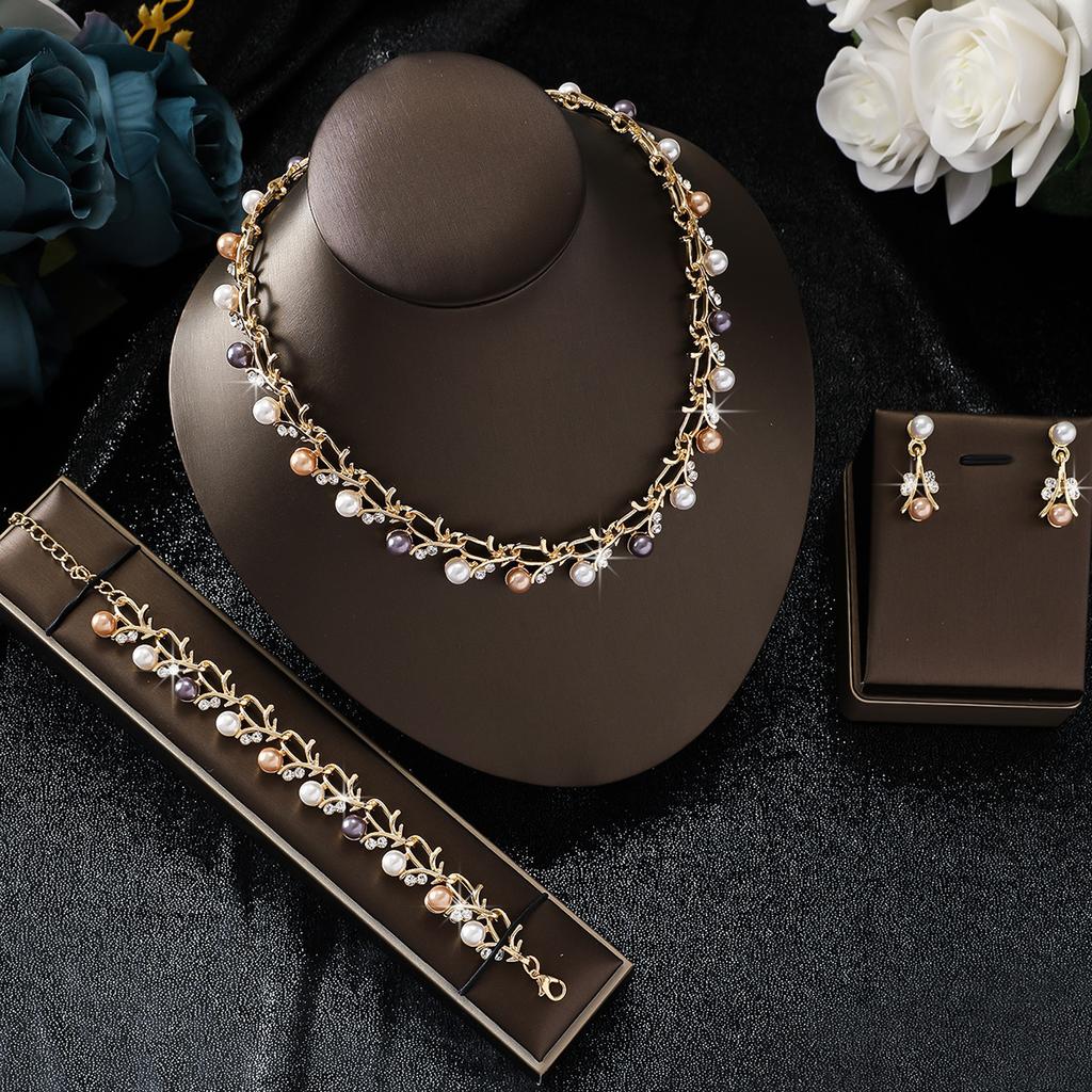 4pcs Women's Zircon Set with Pearl Rhinestone Necklace, Earrings, Bracelets, Bride's Wedding Accessories