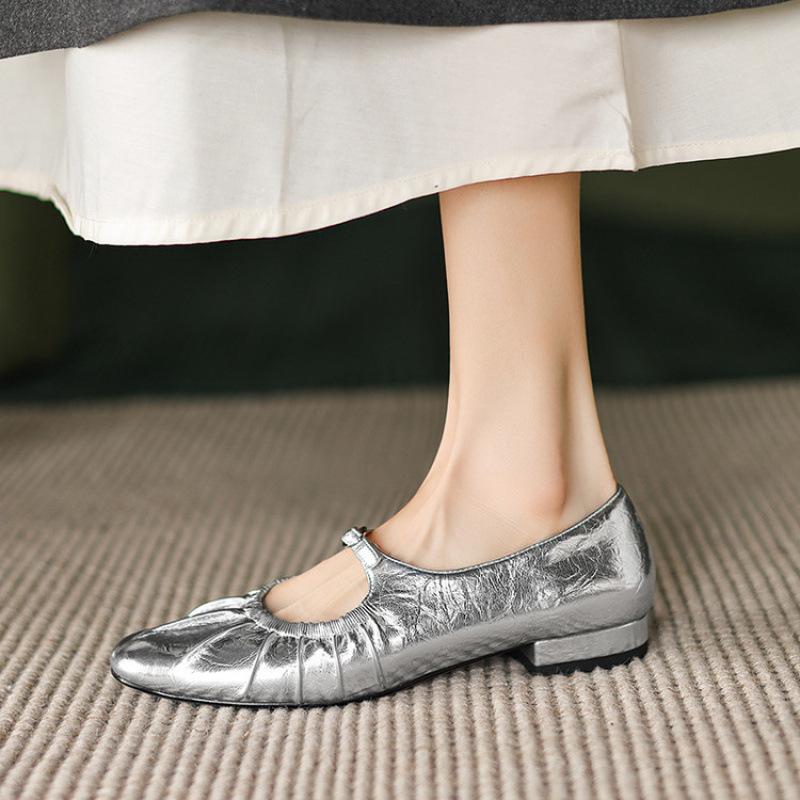 

New Four Seasons Leather Lazy Shoes Comfortable Casual Single Shoes Women s Low Heel Cow Sole Women s Shoes Sleeve Low Top Large Size Shoes 40 серебряный
