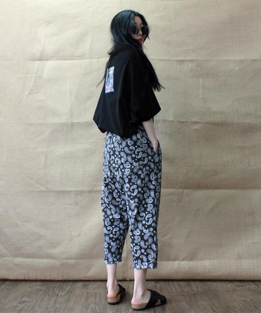 Deumakeu Original Paisley Straight Baggy Fit Pants Black