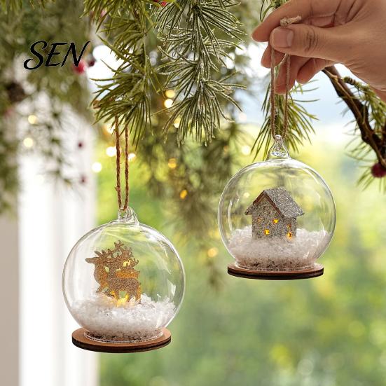 Winterwunderland Szene Requisiten Beleuchteter Weihnachtskugel Schmuck, LED Schnee Warmes Licht Anhänger Hängende Kugel mit Rentierhütte für Baum