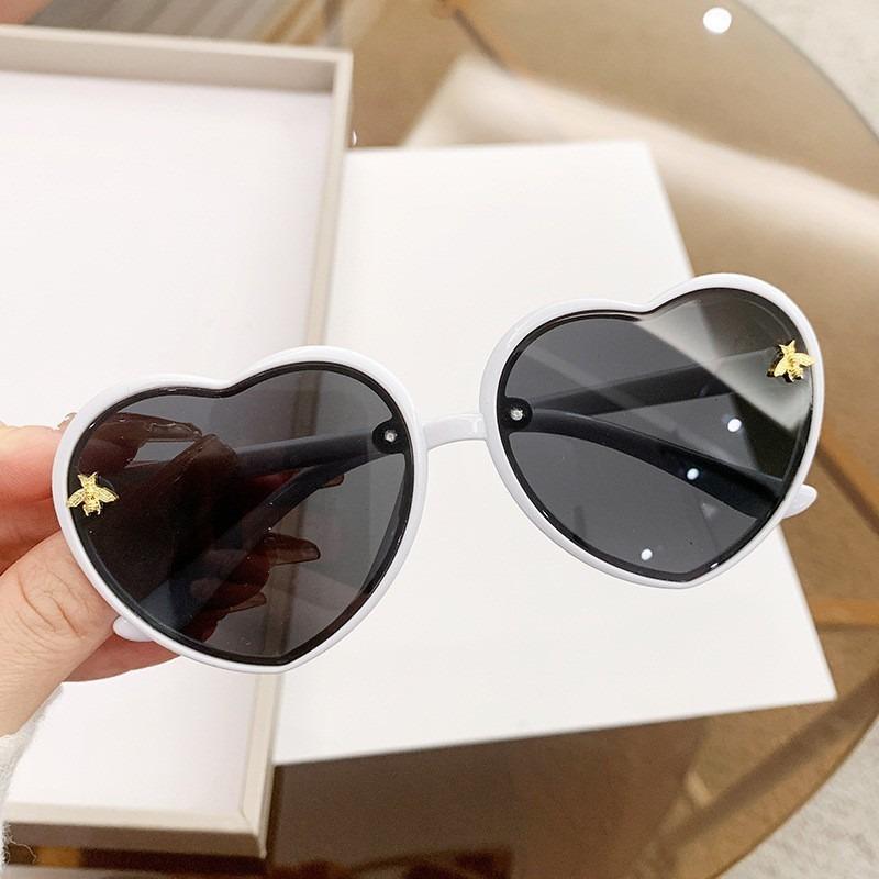 Fashion Heart Kids Sunglasses Children Retro Cute Pink Cartoon Sun Glasses Frame Girls Boys Baby Sunglasses UV400 Eyewear