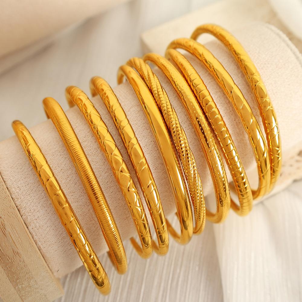 French retro niche new Chinese hollow striped bracelet titanium steel fashion exquisite polished open stacked bracelet
