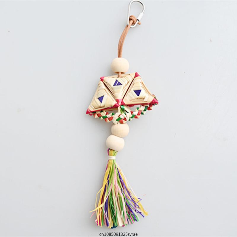 

Pet Bird Chew Toys Natural Straw Parrot Toy Parrot Chewing Bite Hanging Cage Bell Swing Climb Playing Pendant Cage Accessories