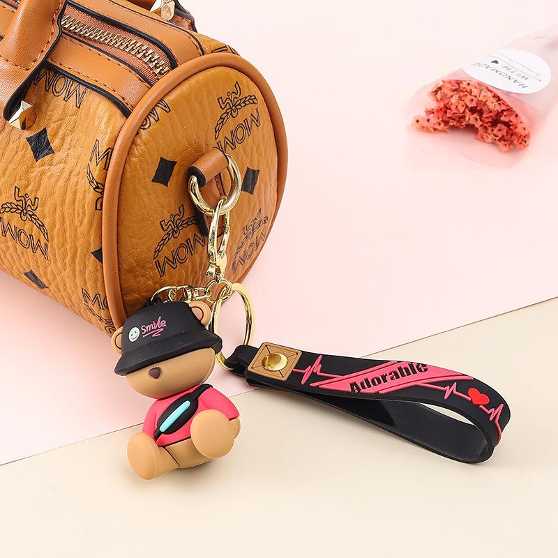 Cute Cartoon Bear Keychain Pendant: Charming Ornament for Bags & Car Keys