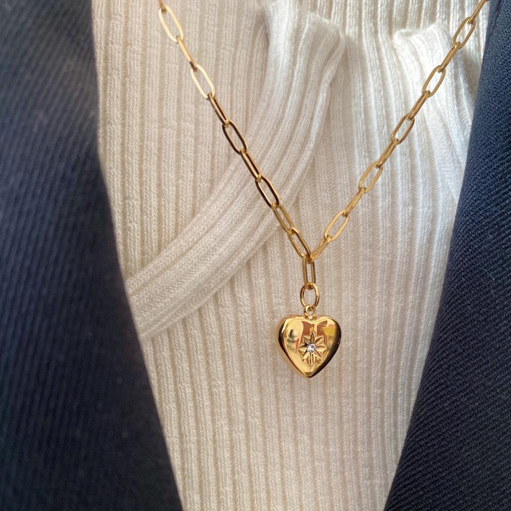 Fashion Sweetheart Zircon Necklace In Solid Titanium Steel Elegant And Versatile Jewelry