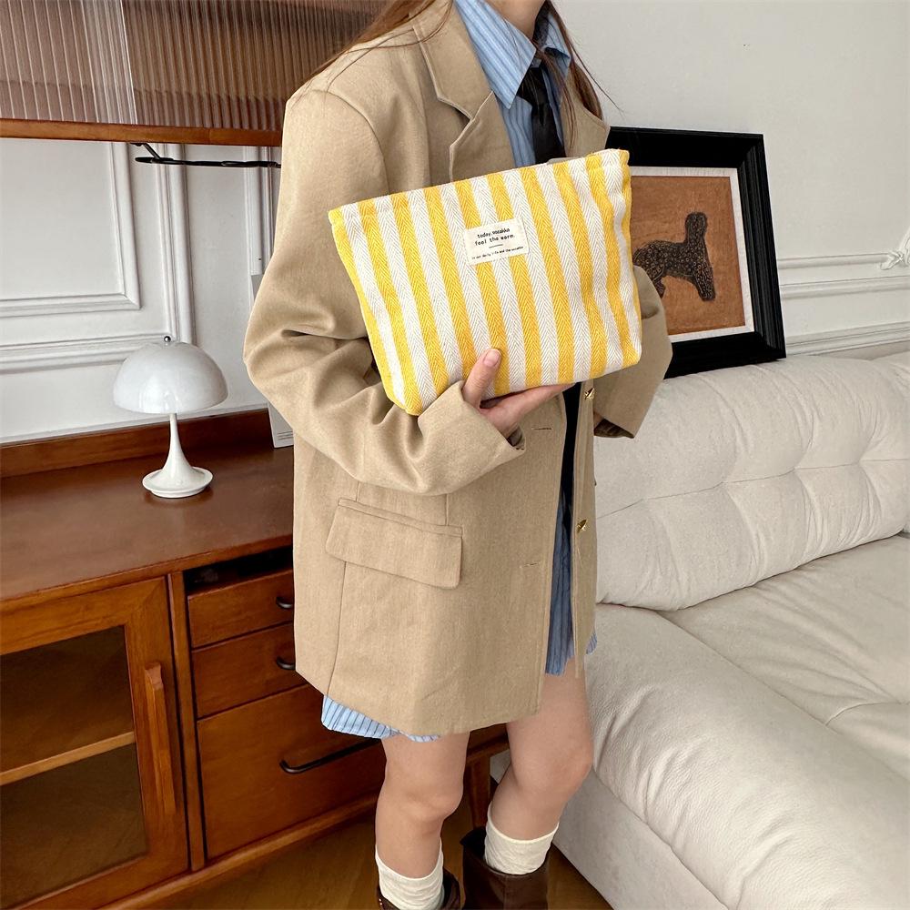 Large Capacity Fresh Striped Women's Toiletry Bag - Portable, Simple Handheld Cosmetic Organizer