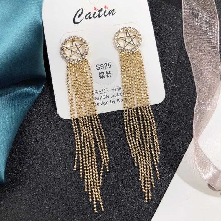 

Light luxury flash diamond long fringed stud earrings femininity cold wind earrings simple atmosphere party earrings
