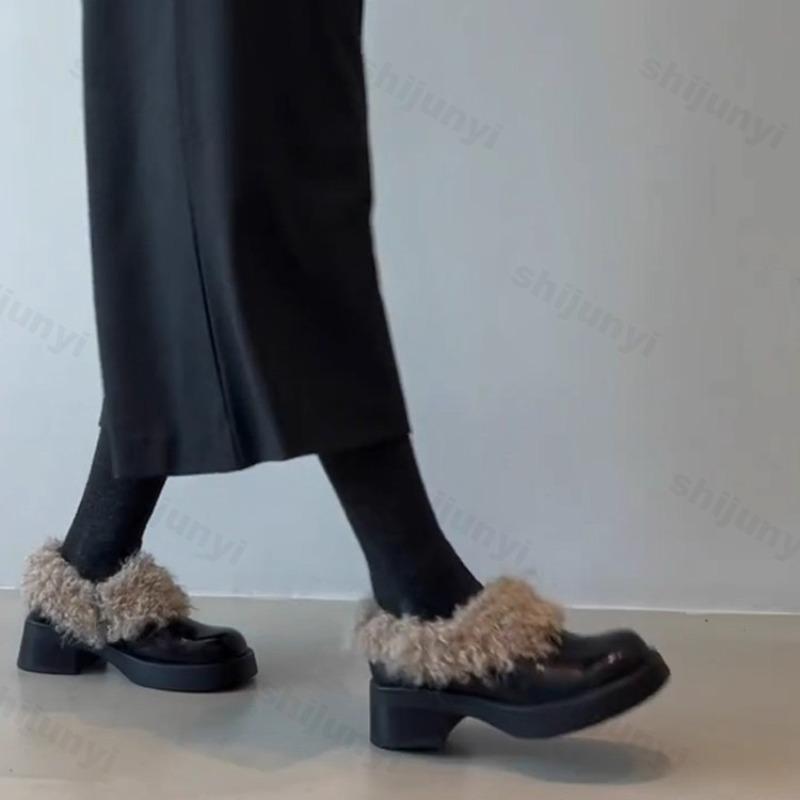 Winter Women's Shoes Luxury 2026 PU Leather Casual Warm Furry Outdoor Dress Shoes Fashion Wedge High Quality Women Loafers