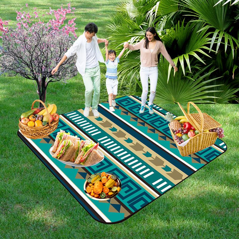 Picnic Blankets Extra Large, Waterproof Foldable Outdoor Beach Blanket,3-Layer Picnic Mat for Camping, Hiking, Travel, Park, Concerts